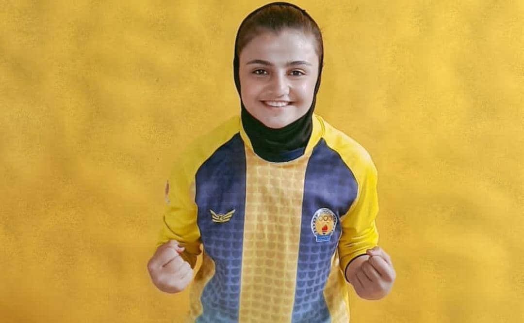 بانوی فوتبالیست کرمانشاهی: با تمرین در پارک به تیم ملی رسیدم!