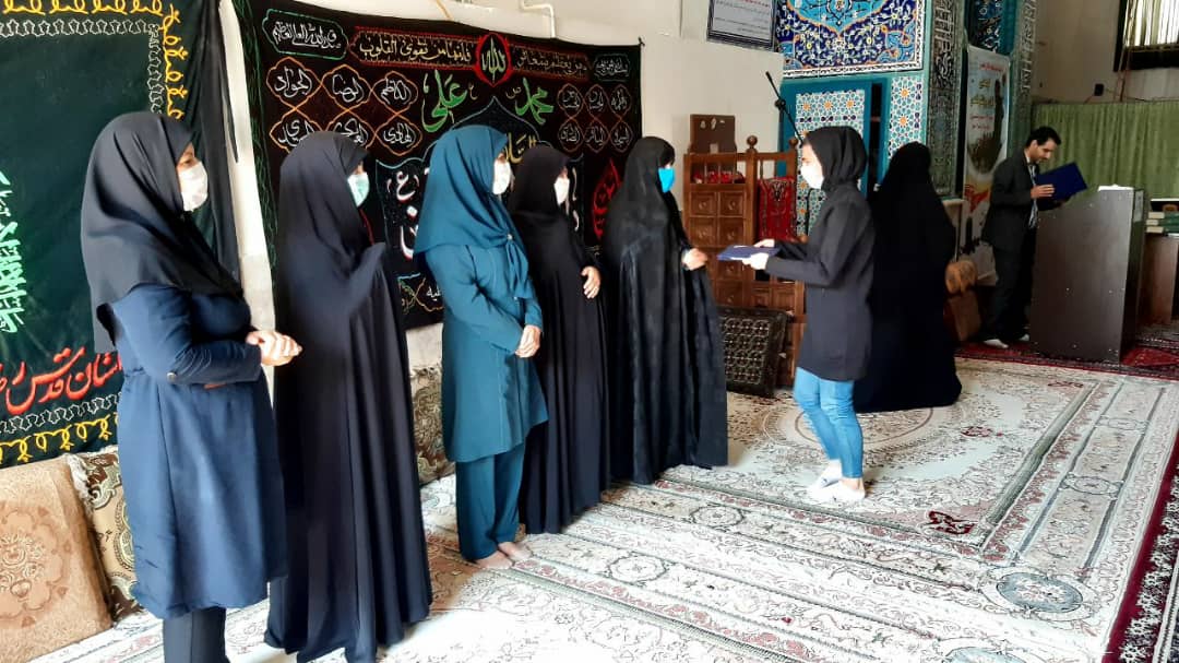 تجلیل از بانوان ورزشکار در همایش بانوان فاطمی