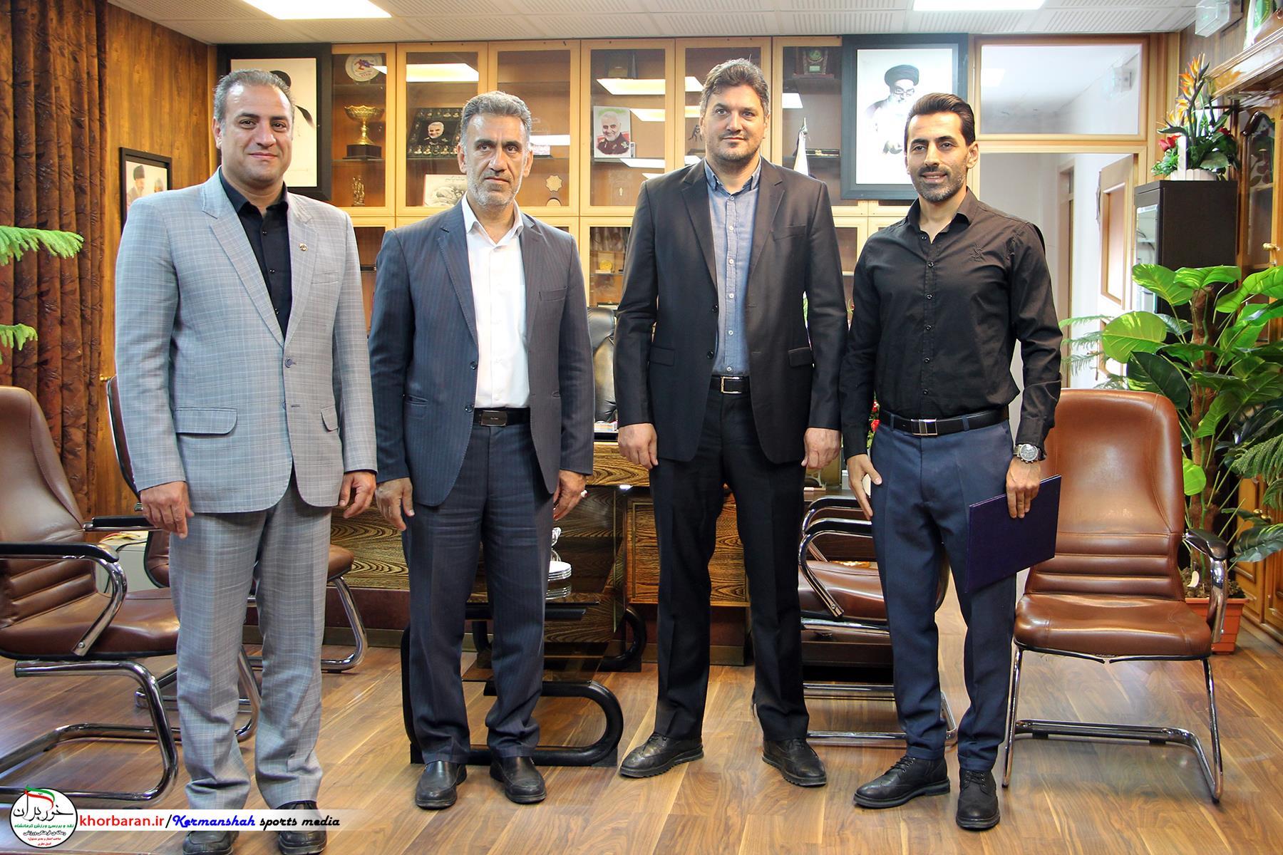 تجلیل از افتخارآفرینان کاراته استان کرمانشاه