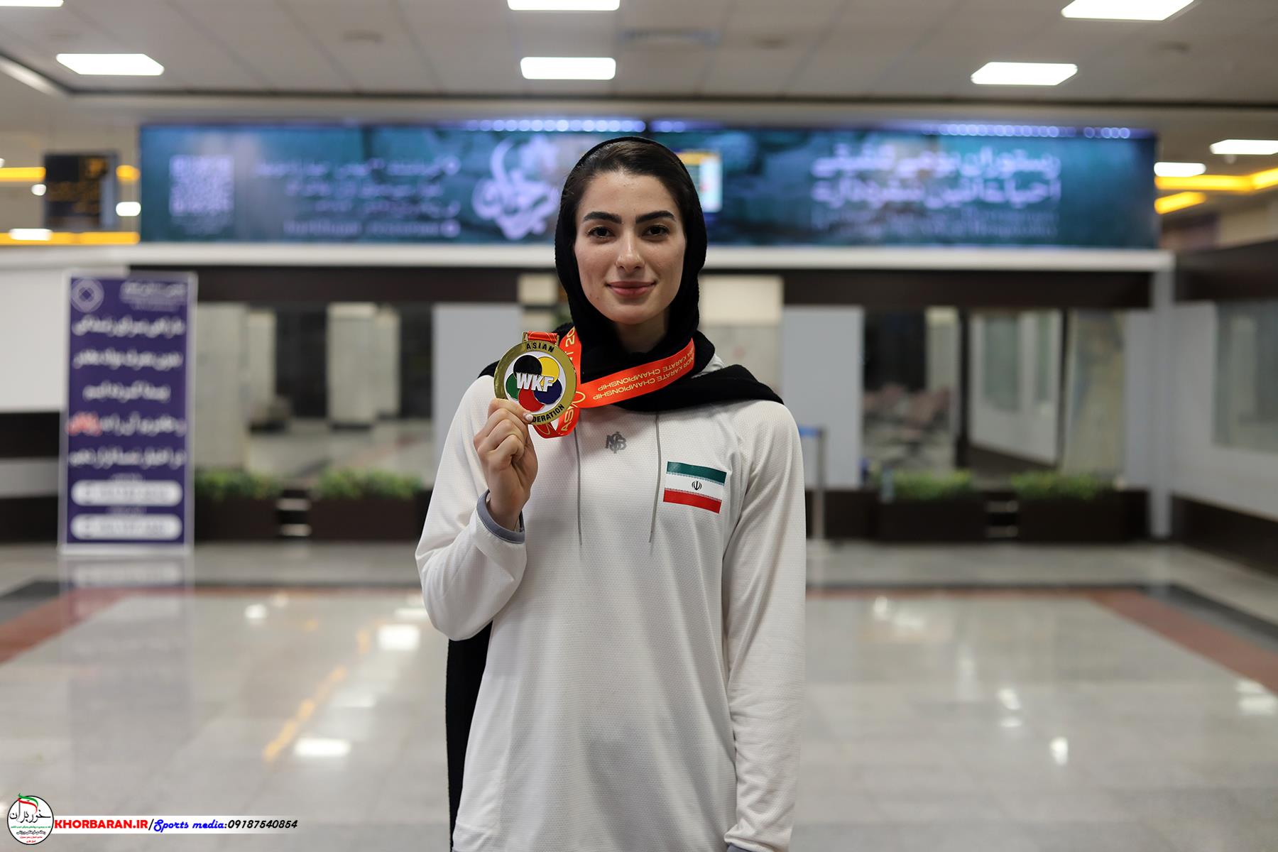 استقبال از آتوسا گلشادنژاد و پگاه زنگنه