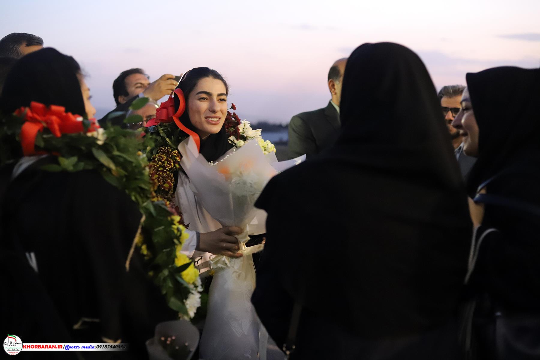 استقبال از آتوسا گلشادنژاد و پگاه زنگنه