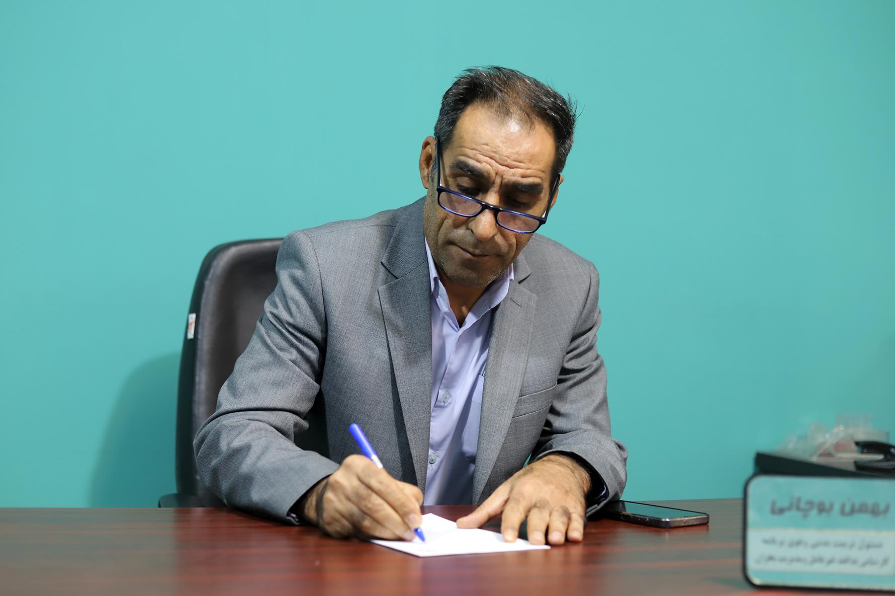 بهمن بوچانی رئیس هیات والیبال استان کرمانشاه