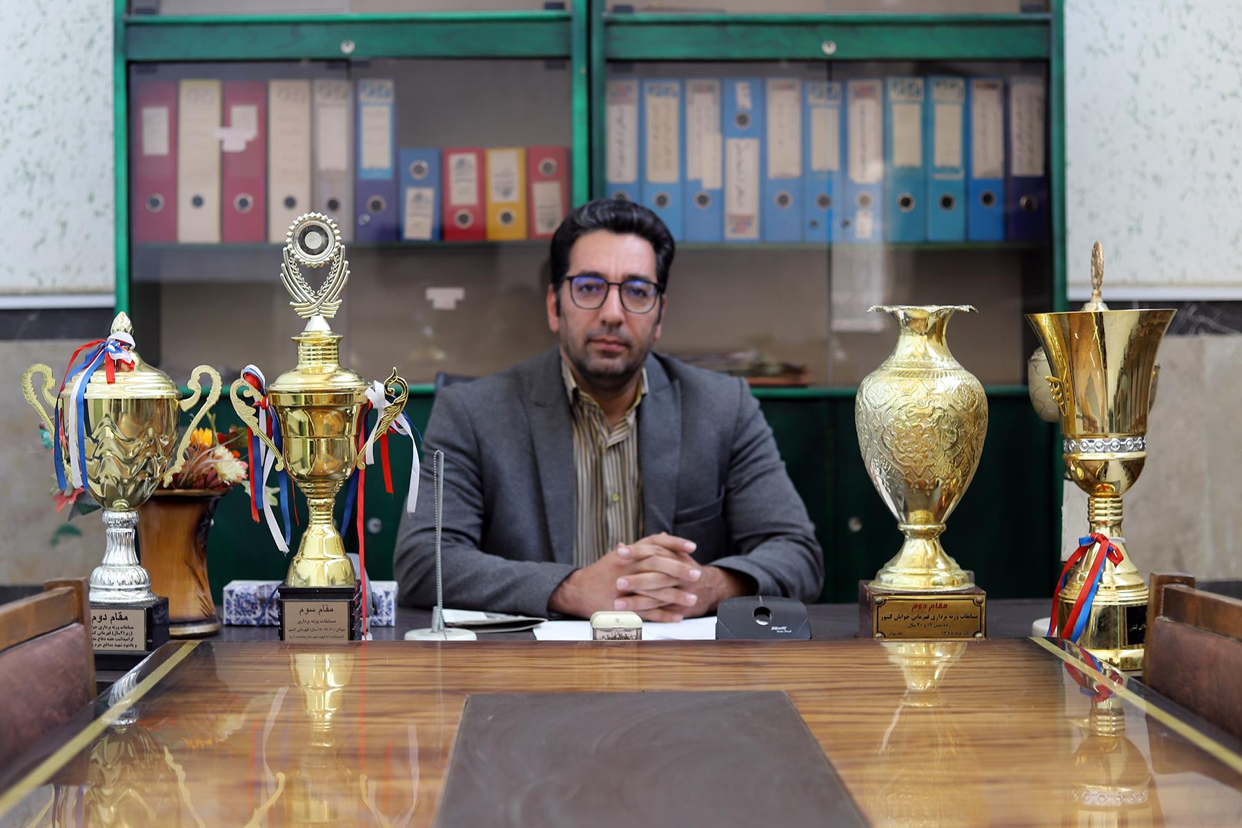 احمد کریمی رئیس هیات وزنه برداری کرمانشاه