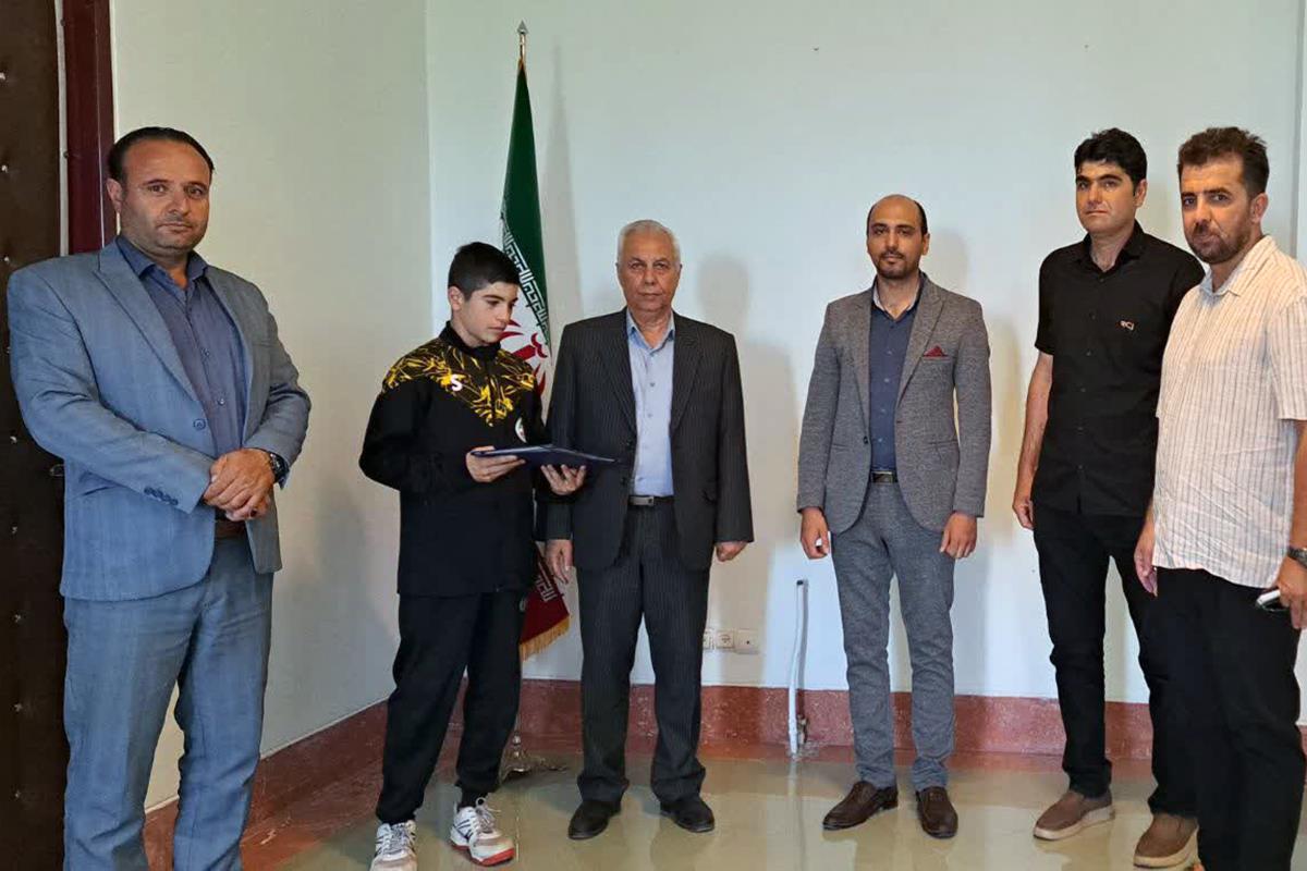 میثم پیامی رئیس اداره ورزش هرسین