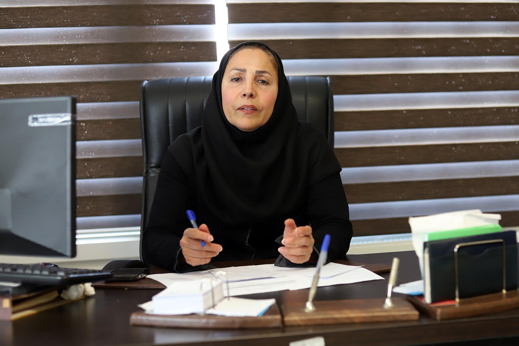 نرگس یوسفی