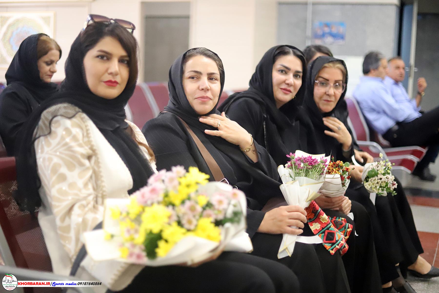 مانی علیخانی