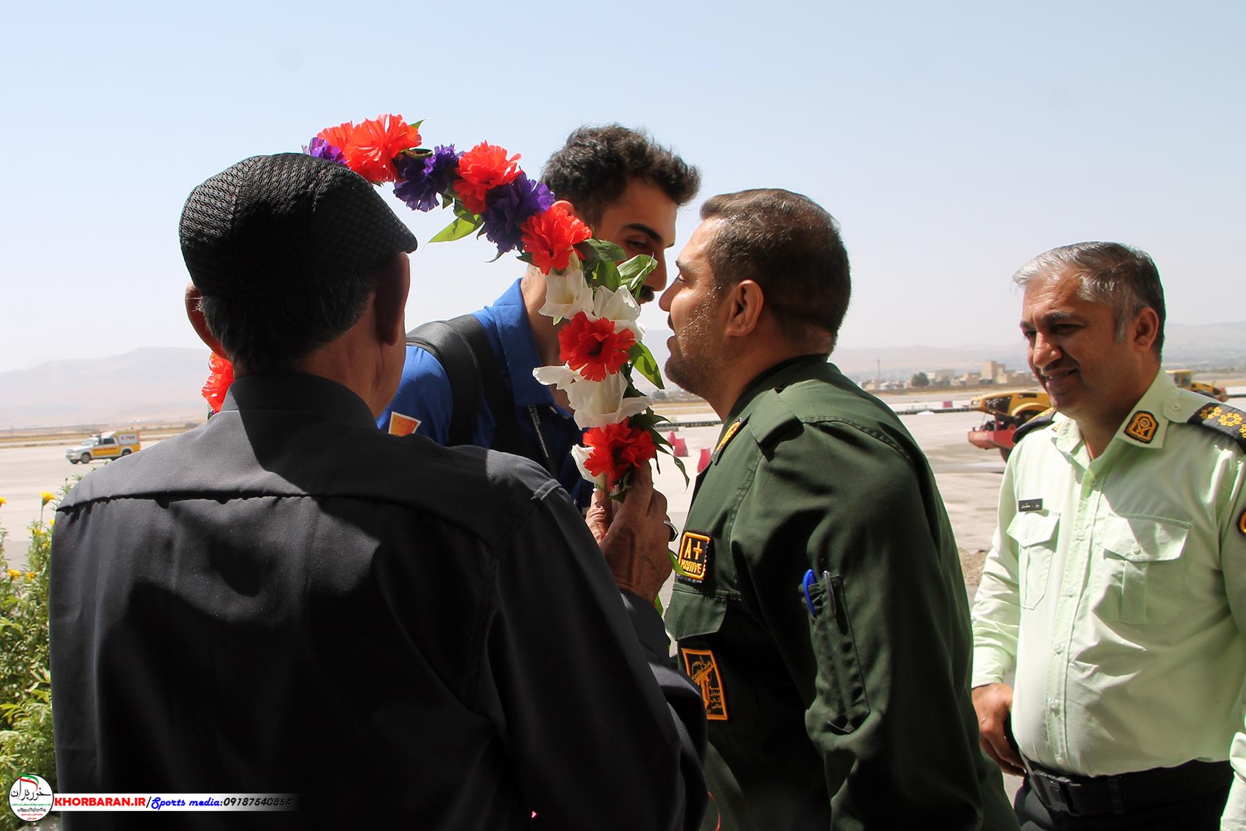 مانی علیخانی