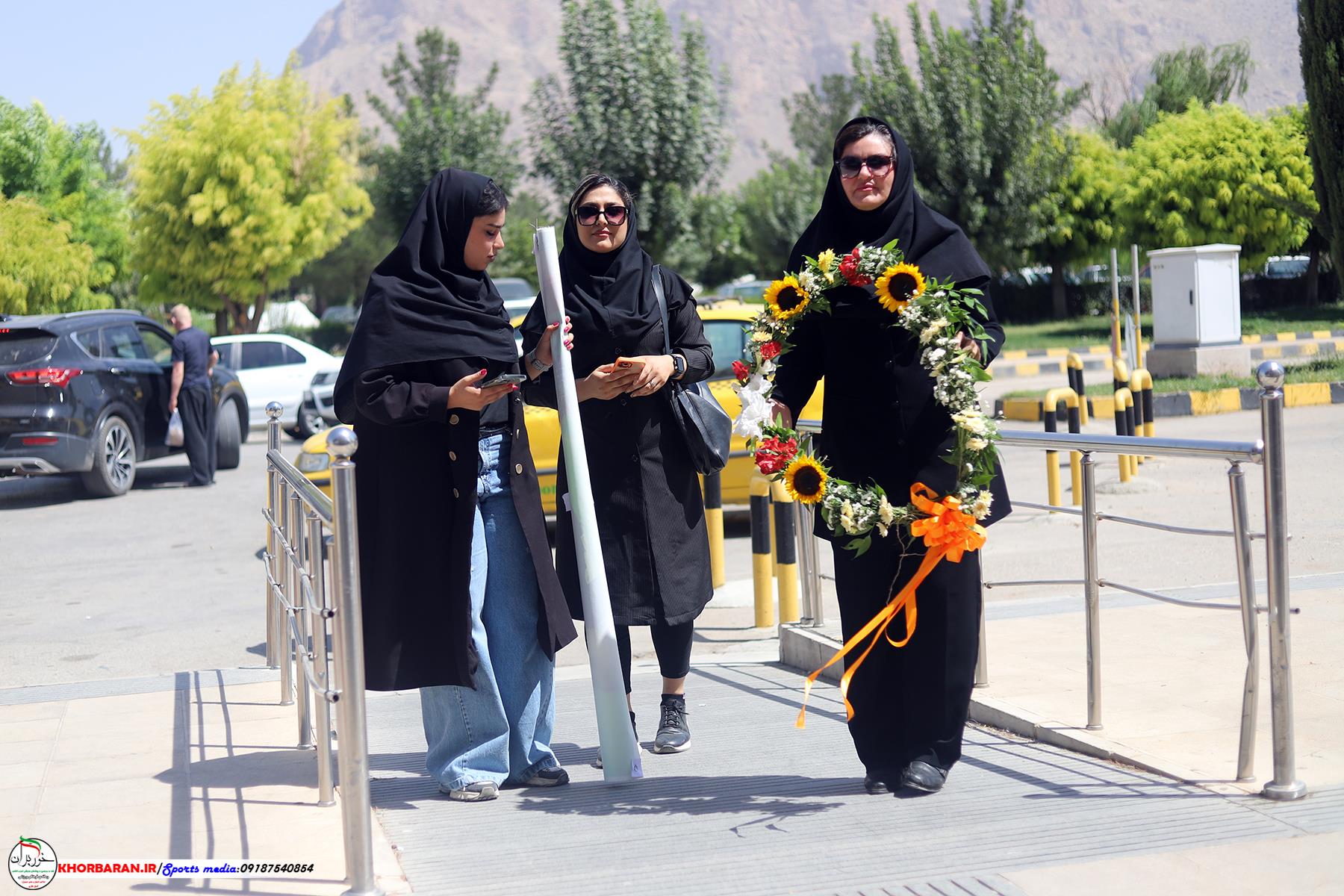 مانی علیخانی